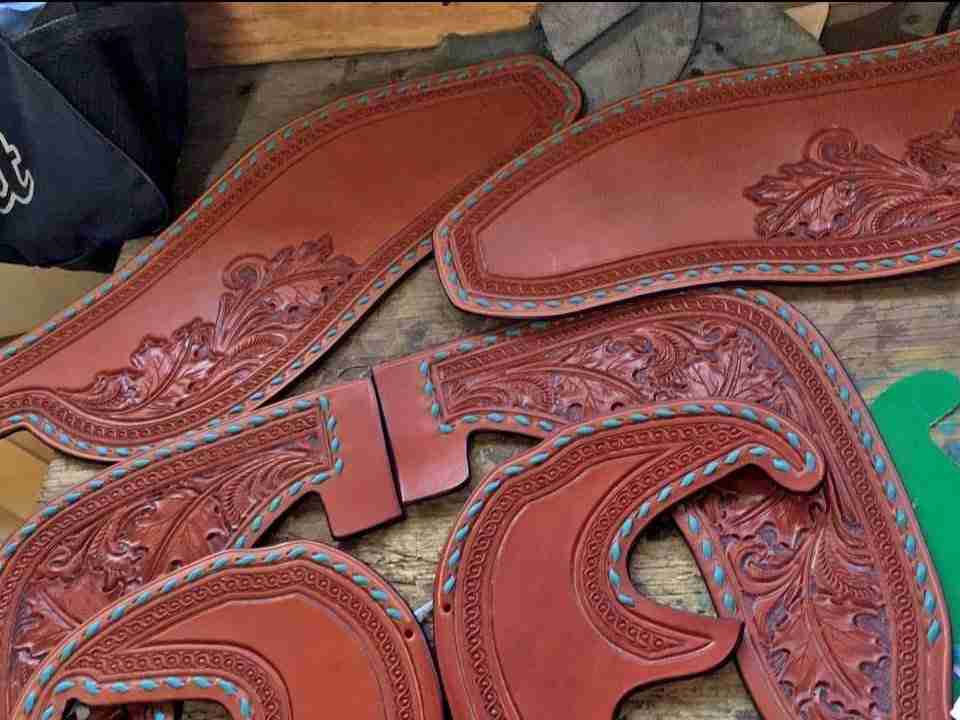 Custom Western Saddles | Easy Fit Saddles 25 parts
